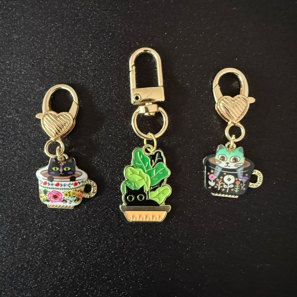 Set of 3 Cat Bag Charms - Hiding Theme